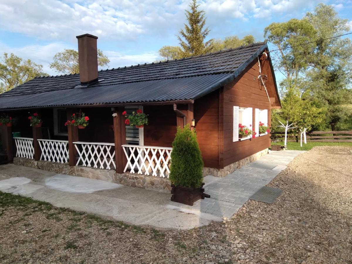Domek Na Prerii Ustrzyki Dolne Exterior photo