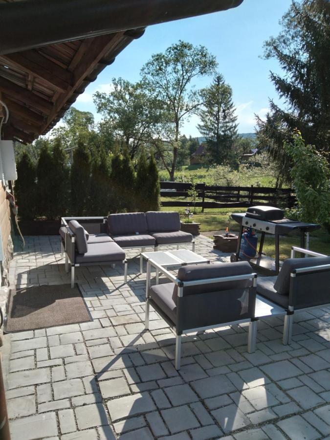 Domek Na Prerii Ustrzyki Dolne Exterior photo