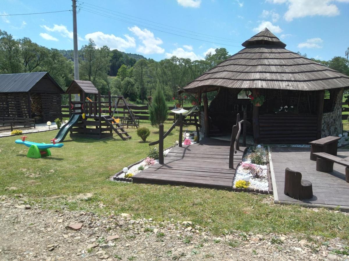 Domek Na Prerii Ustrzyki Dolne Exterior photo