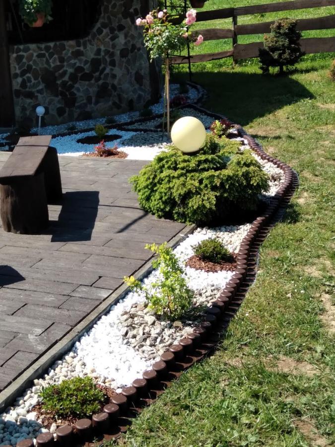 Domek Na Prerii Ustrzyki Dolne Exterior photo
