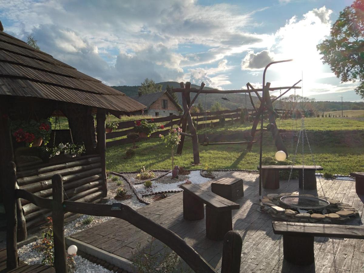 Domek Na Prerii Ustrzyki Dolne Exterior photo